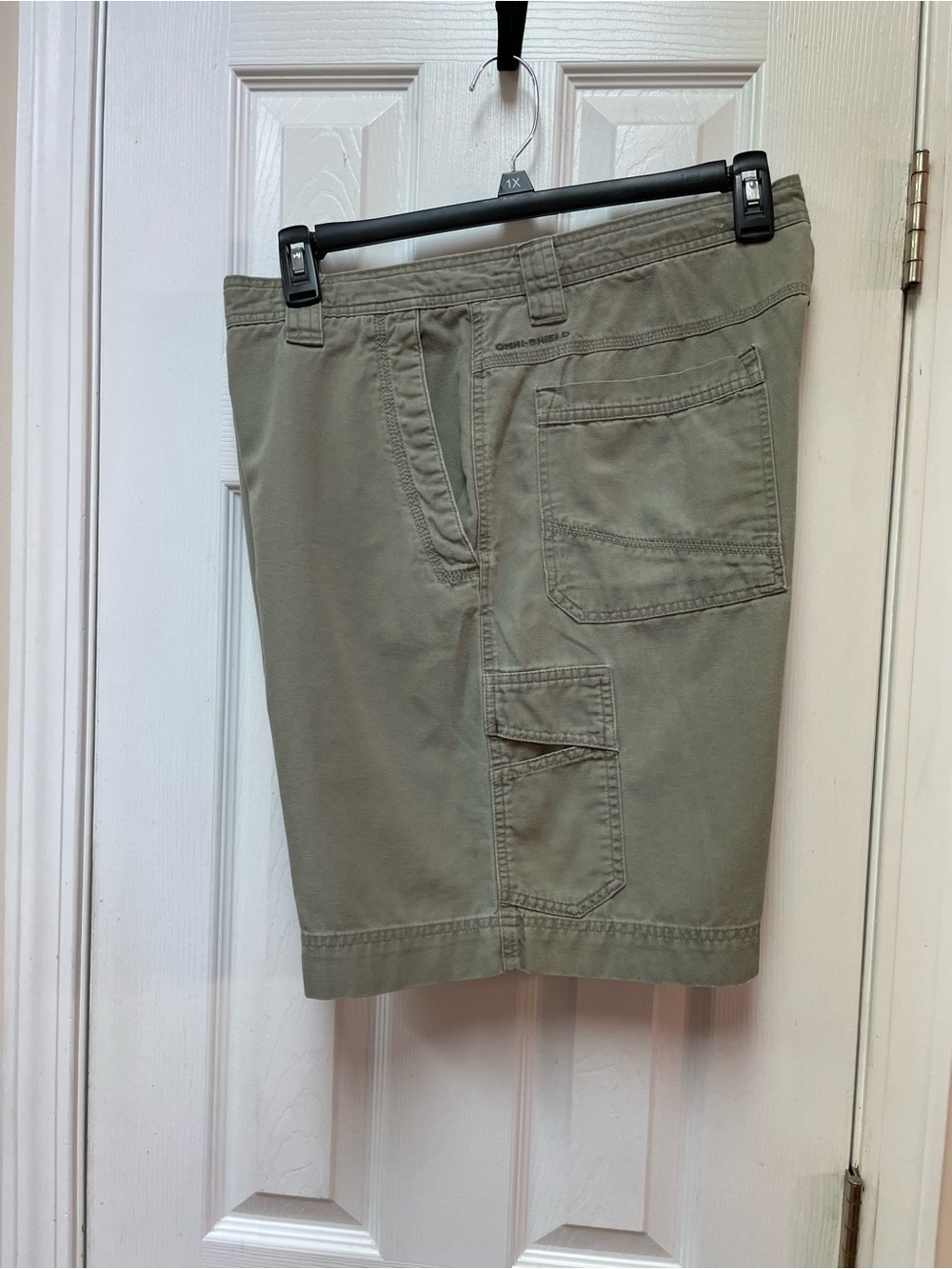 Men's Columbia Casual Utility Shorts - Olive Green